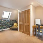 Smugglers Mews With Free Parking - By My Getaways